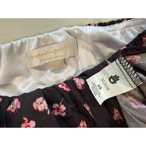 Spiritual Gangster Romper Womens XS Floral Boho Beach Bloom Vacation Travel - Picture 3 of 6